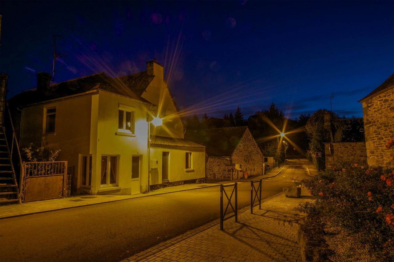 Auberge Le Canard Qui Rit Plelauff Exterior photo